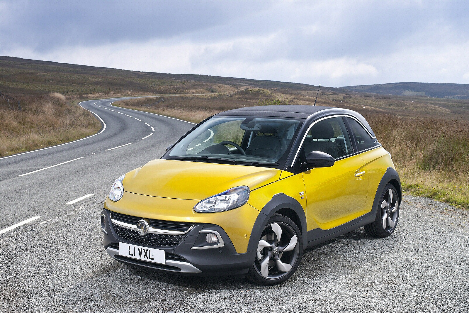 Used Vauxhall ADAM ROCKS / ROCKS AIR (2014 - 2018) + Guide - Image 1