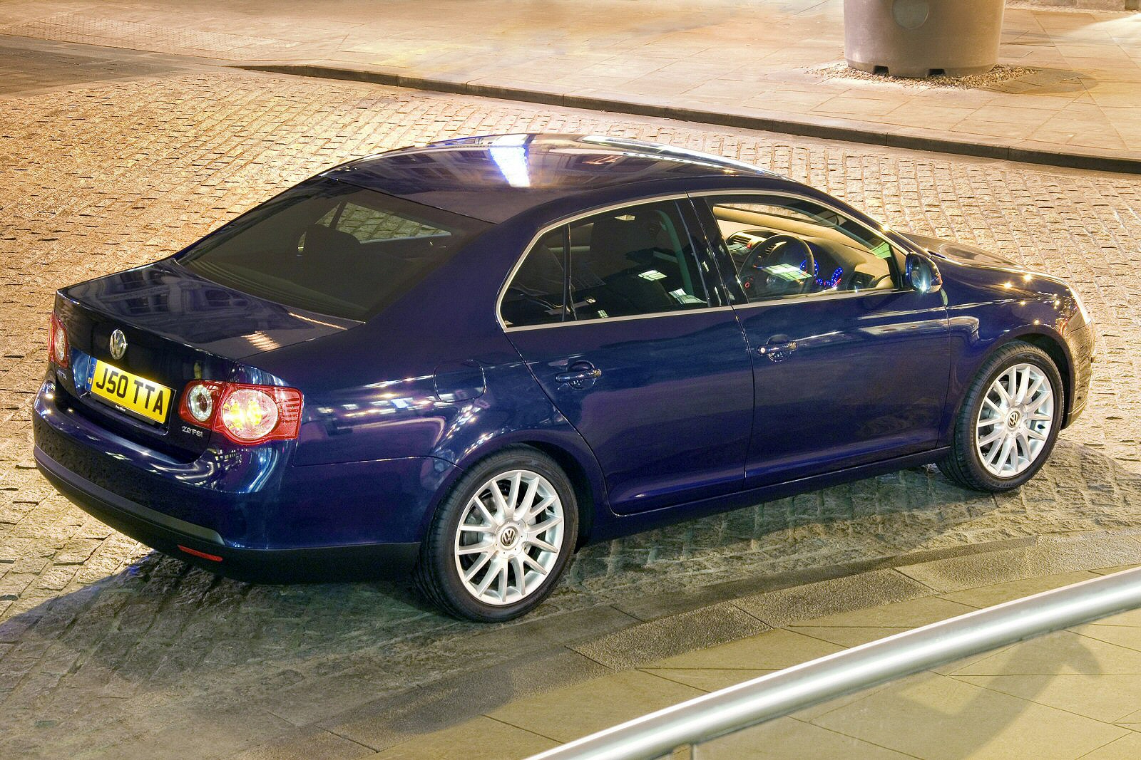 Used Volkswagen Jetta (2006 - 2011) + Guide - Image 1