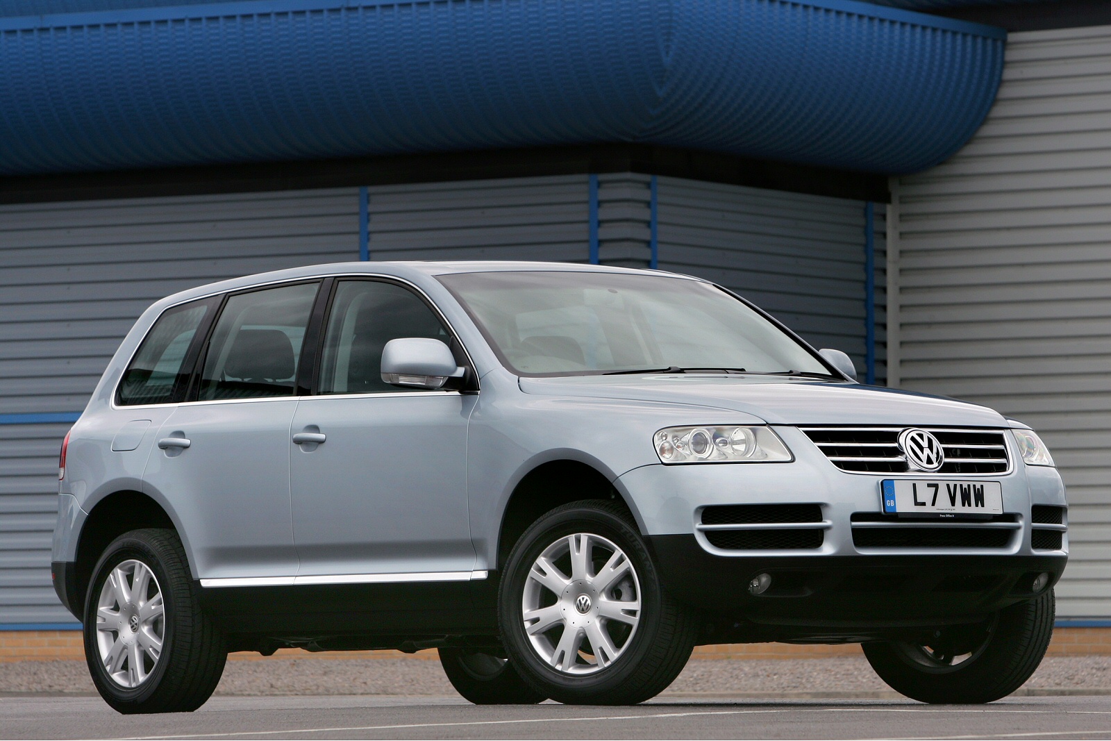 Used Volkswagen Touareg (2003 - 2010) + Guide - Image 1