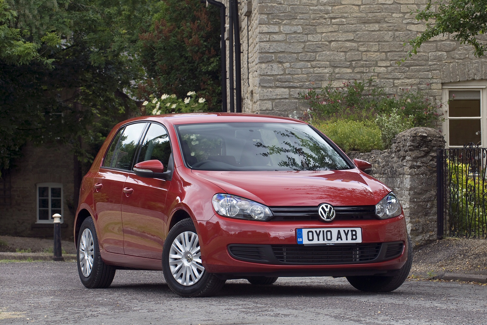 Used Volkswagen Golf MK 6 (2009 - 2012) + Guide - Image 1