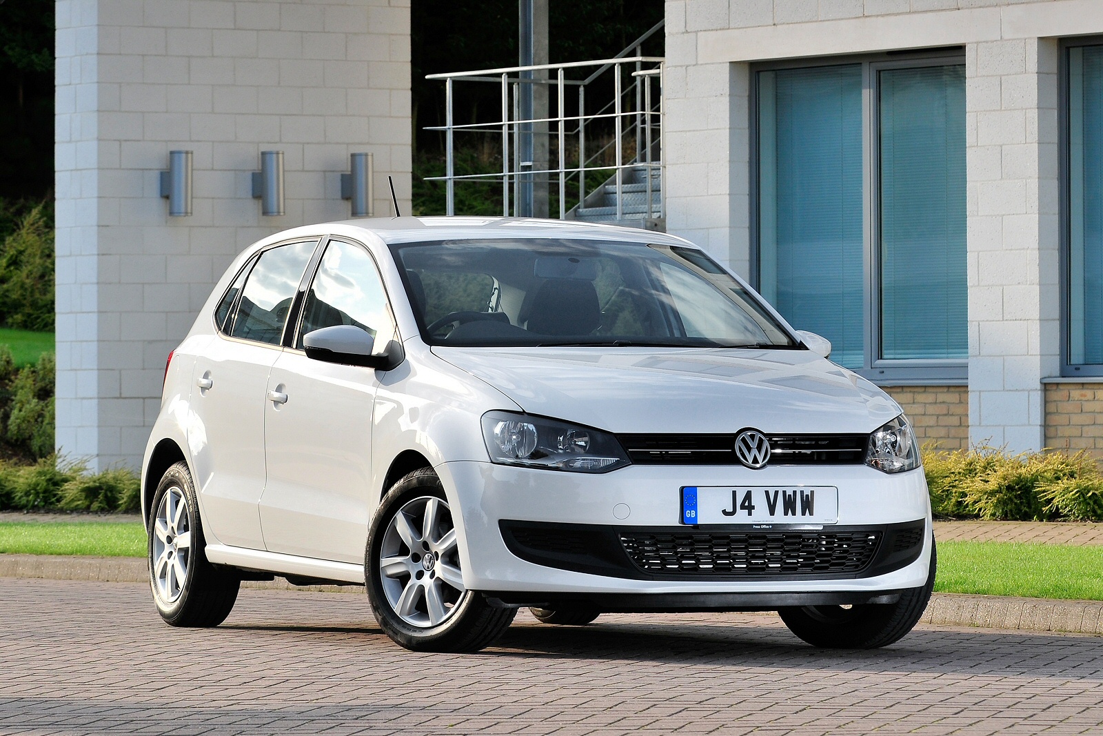 Used Volkswagen Polo [6R] (2009 - 2014) + Guide - Image 1