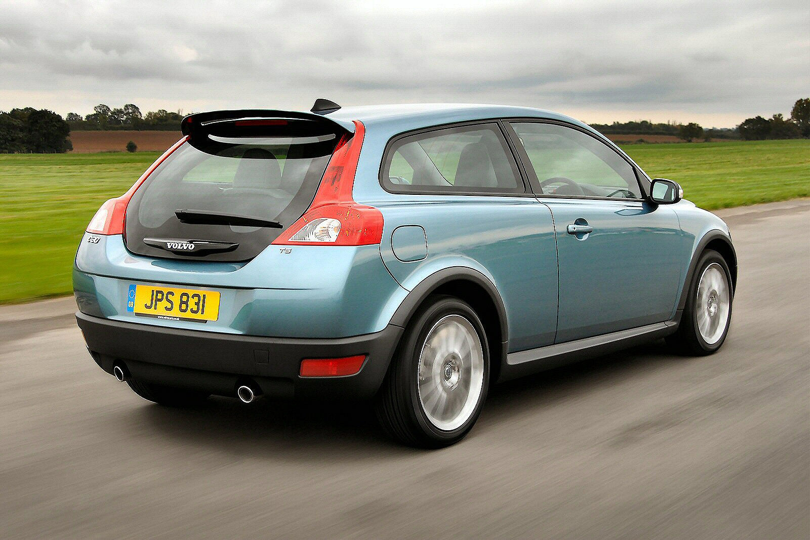 Used Volvo C30 (2006 - 2009) + Guide - Image 1