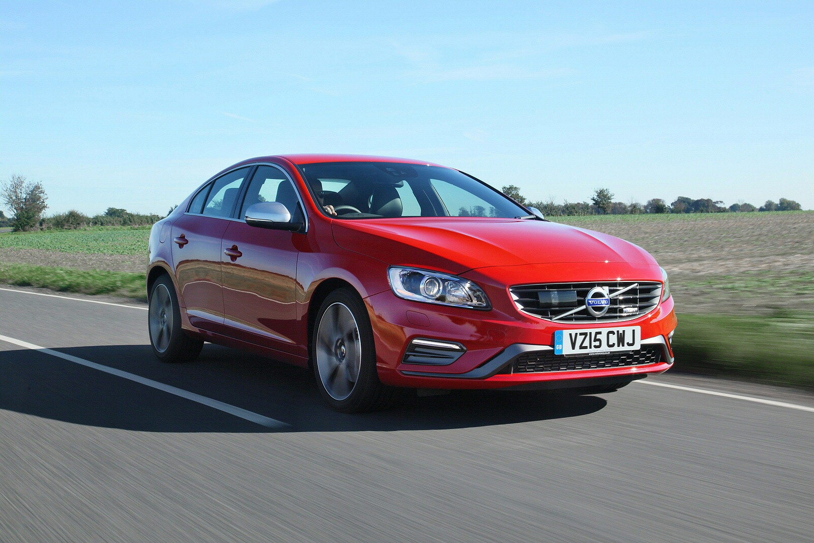 Used Volvo S60 (2014 - 2018) + Guide - Image 1