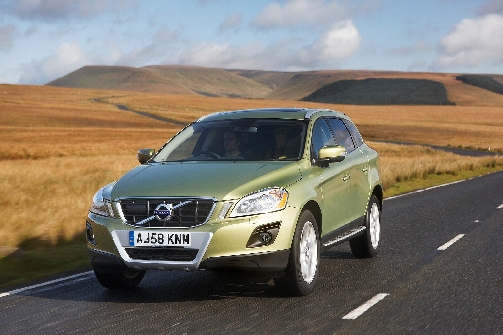 Used Volvo XC60 (2008 - 2013) + Guide - Image 1