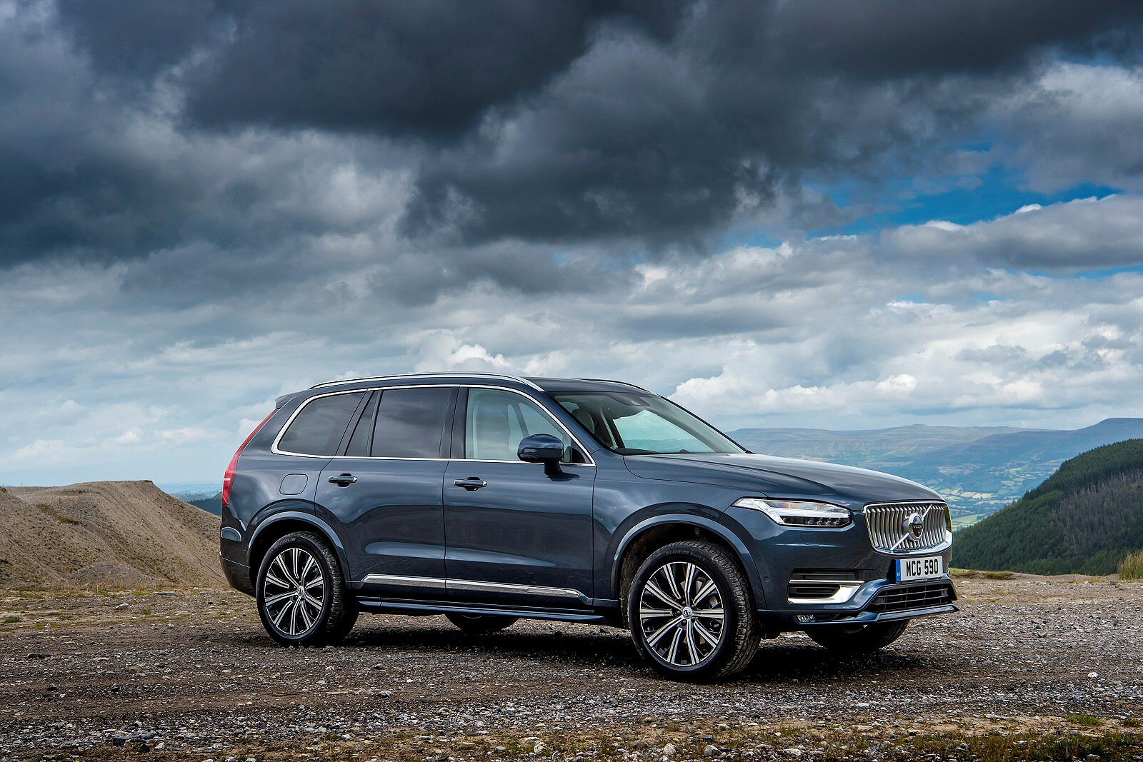 Used Volvo XC90 (2019 - 2024) + Guide - Image 1