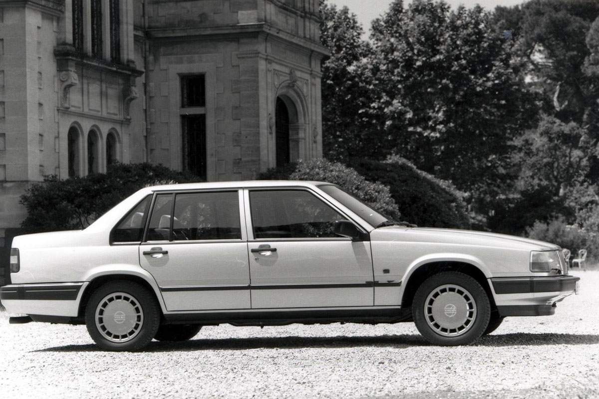 Used Volvo 900 Series [940/960/S90/V90] (1990 - 1998) + Guide - Image 1