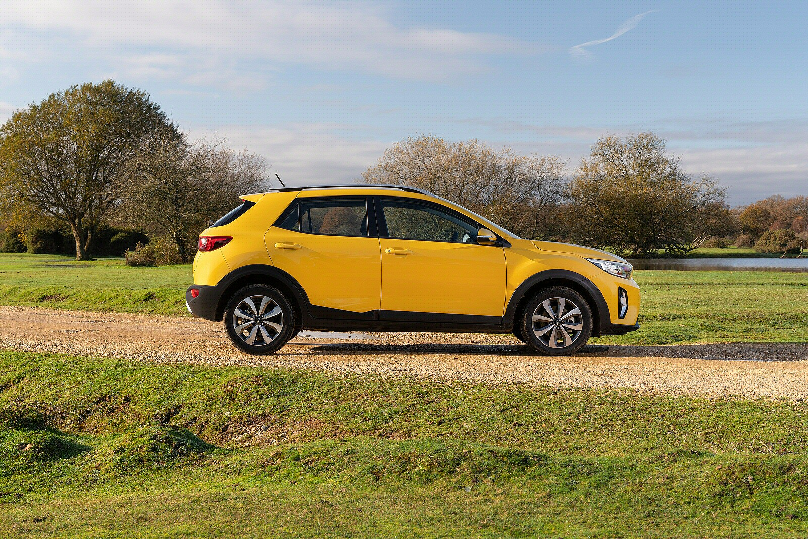 Used Kia Stonic (2017 - 2025) + Guide - Image 1
