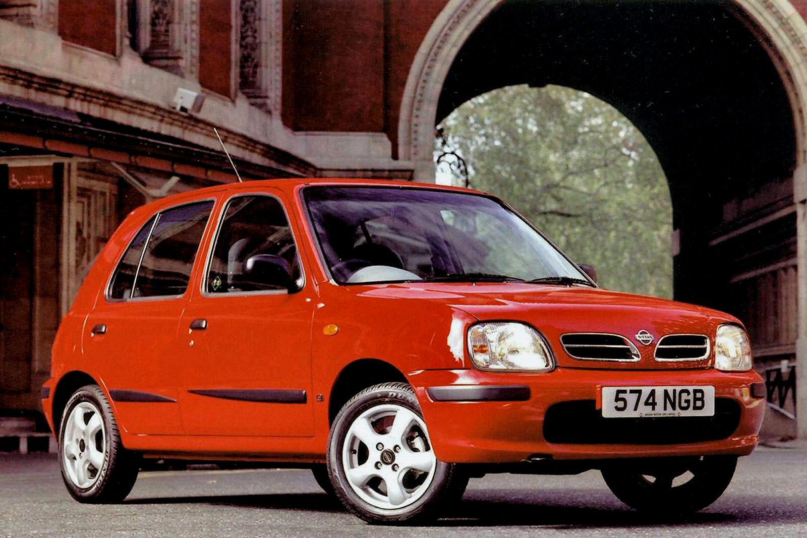 Used Nissan Micra (1983 - 2003) + Guide - Image 1