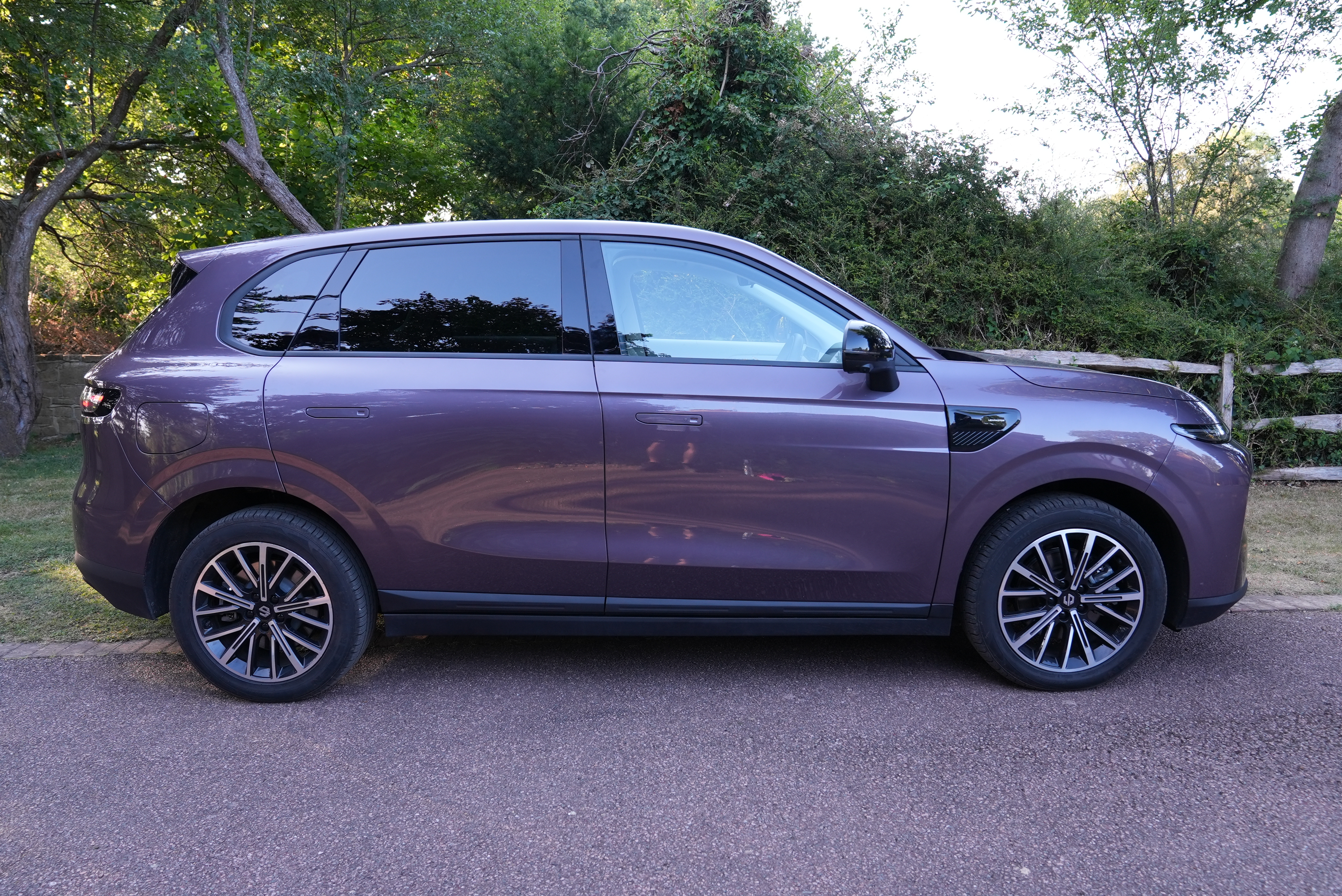 LEAPMOTOR B10 ELECTRIC HATCHBACK 160kW 70kWh 5dr Auto