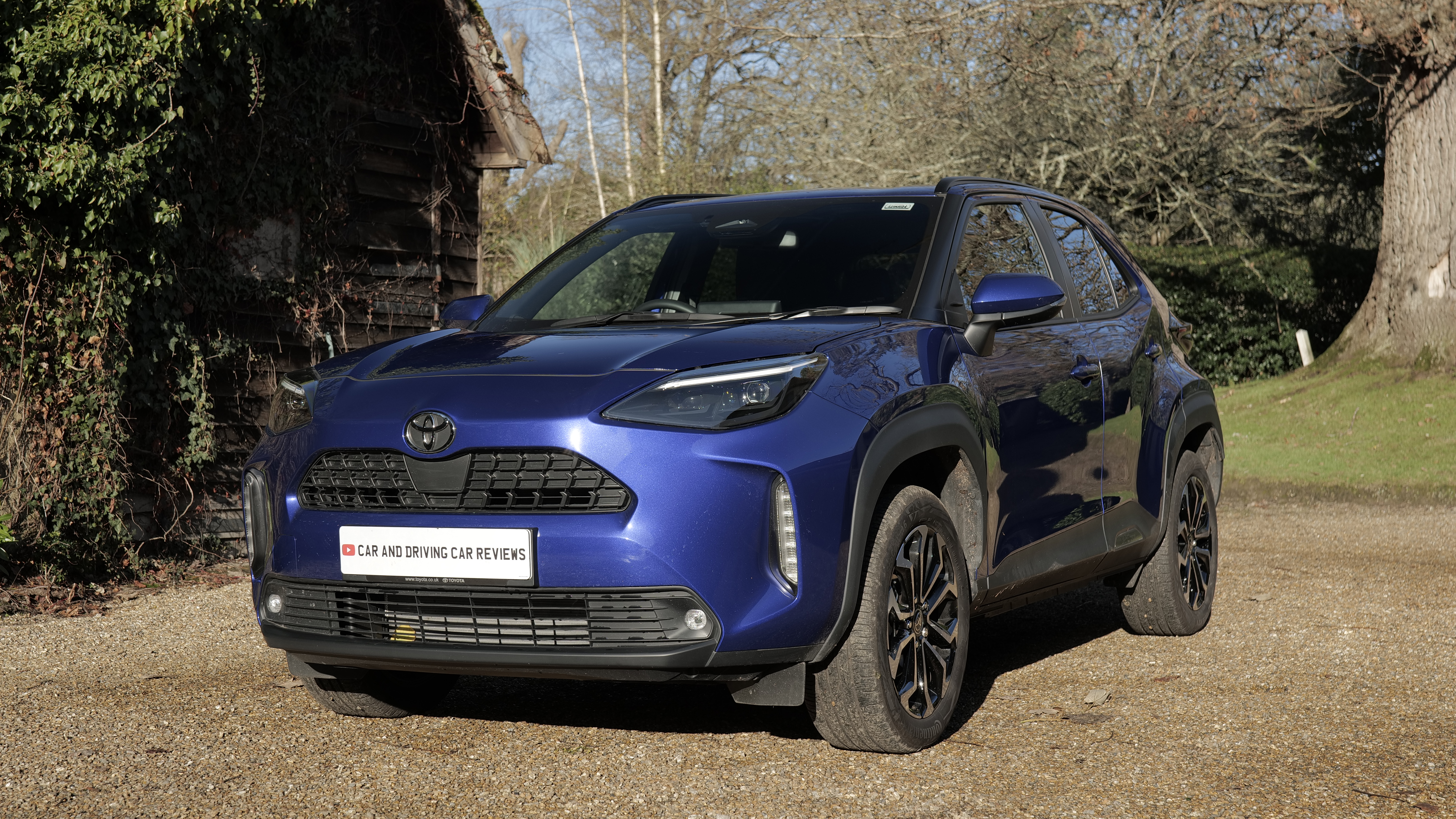 TOYOTA YARIS CROSS ESTATE 1.5 Hybrid Icon 5dr CVT
