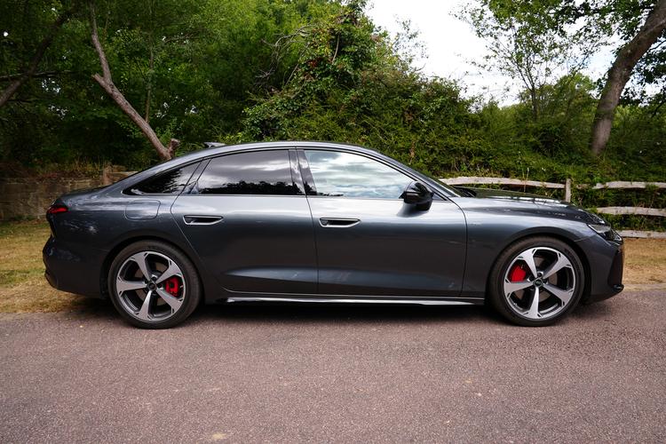 AUDI A6 2.0 TDI Quattro 204 Sport 4dr S Tronic [Tech]