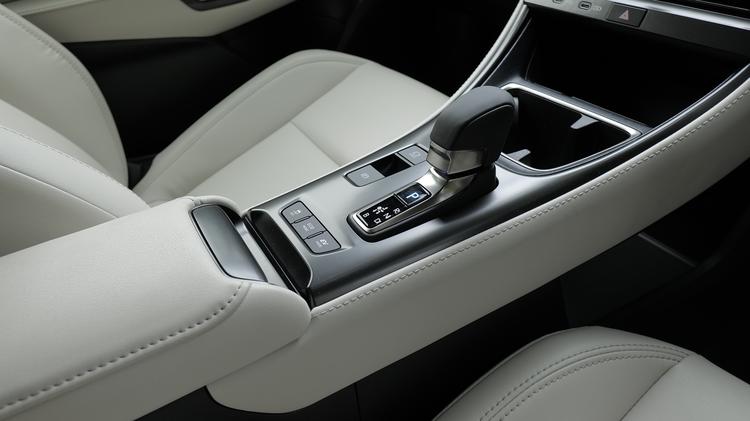 LEXUS LBX HATCHBACK 1.5 Premium 5dr E-CVT