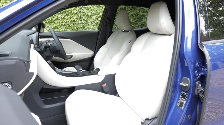 LEXUS LBX HATCHBACK 1.5 Premium 5dr E-CVT