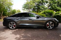 AUDI A6 AVANT 2.0 e-Hybrid Quattro 299 Black Ed 5dr S Tronic
